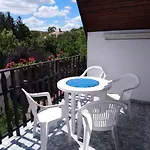 Tatil Evi Vil'laguna With View Of Balaton Zánka